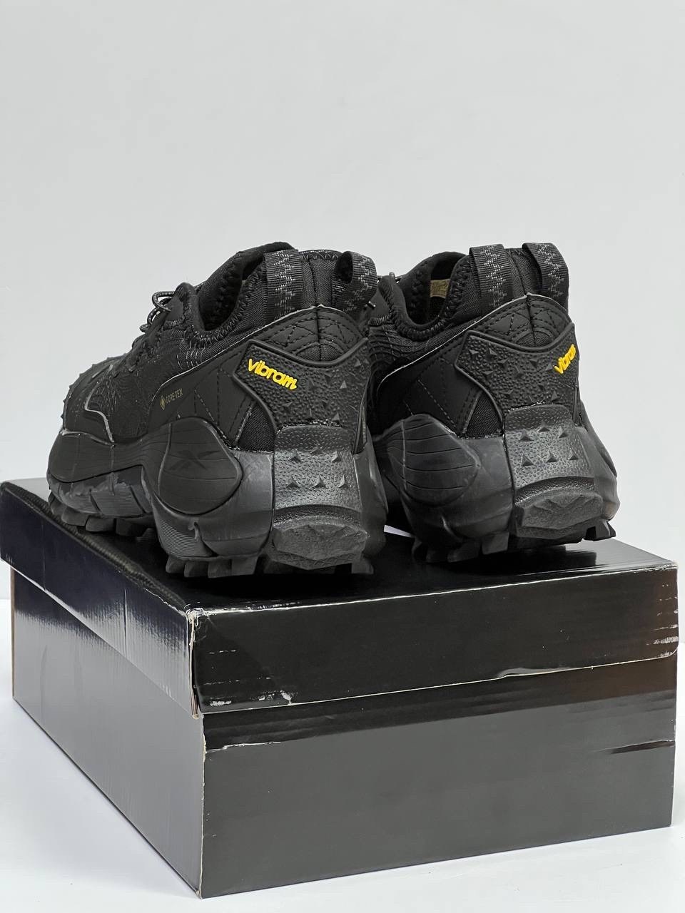 мужские зимние кроссовки reebok zig kinetica edge,кроссовки мужские reebok zig kinetica,кроссовки reebok zig kinetica,кроссовки reebok zig kinetica ii edge,reebok zig kinetica gore-tex