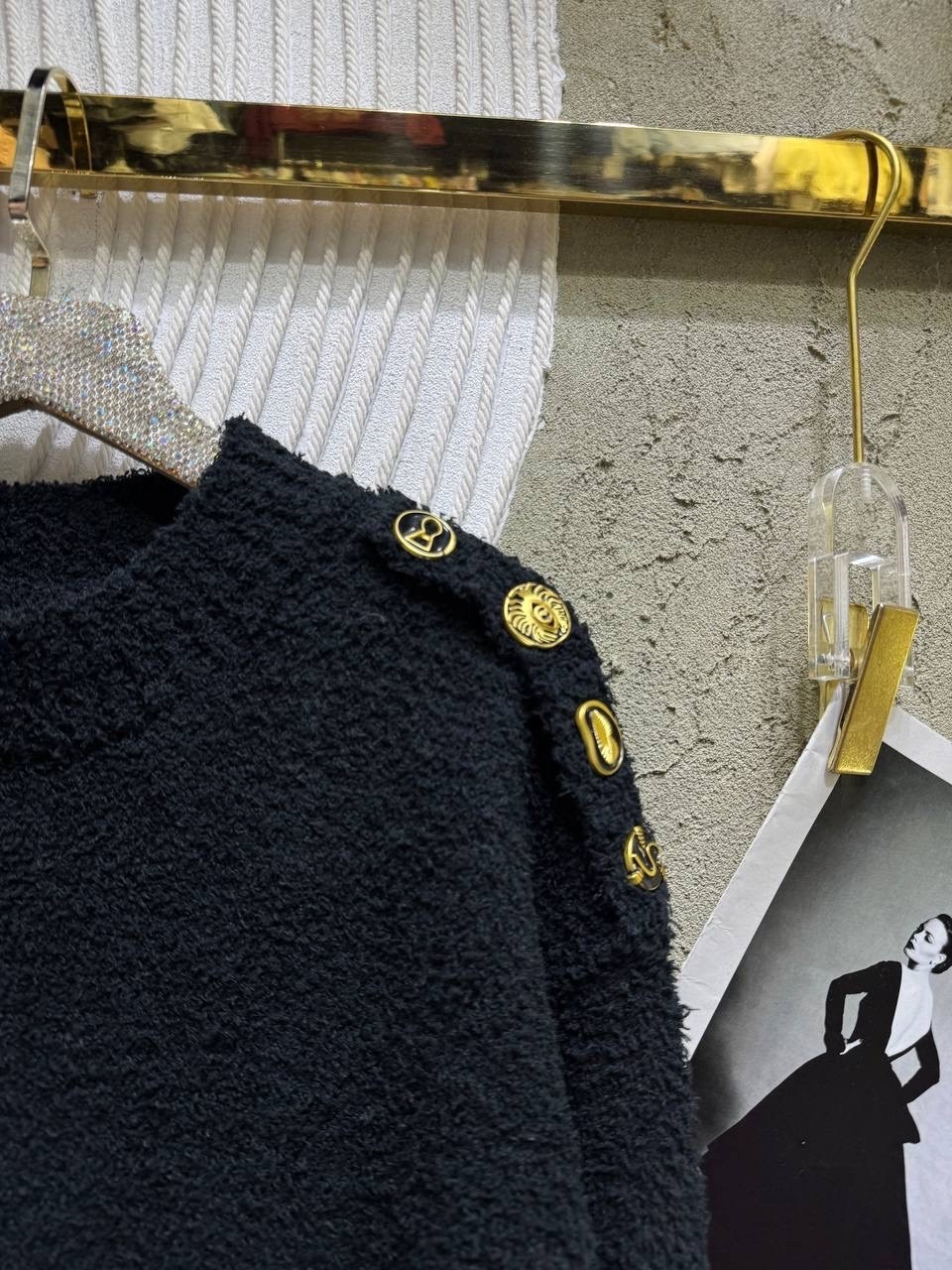джемпер с пуговицами,chanel черный шерстяной джемпер / свитер classic flap для женщин,джемпер / свитер chanel,свитер джемпер,свитер