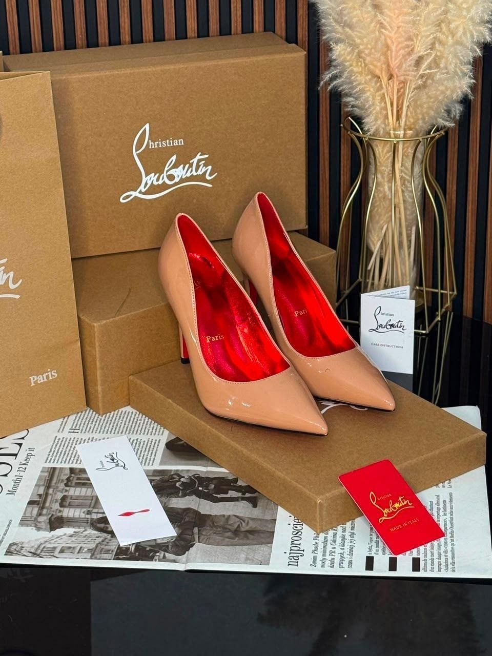 christian louboutin туфли,серебряные туфли,каблуки туфли,туфли лодочка,серебристые туфли