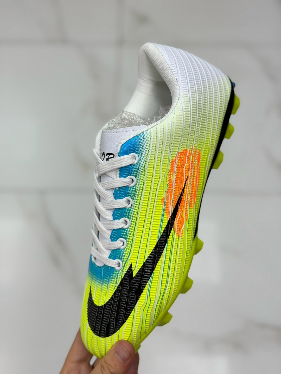 сороконожки адидас предатор фрик,сороконожки adidas predator,сороконожки адидас предатор,футбольные сороконожки adidas предатор,сороконожка для футбола