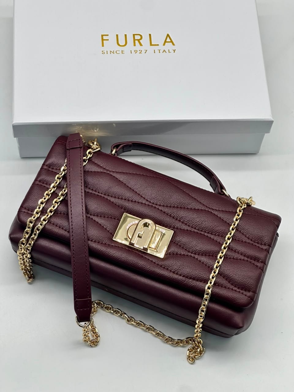 сумка,женская сумка,сумки через плечо furla,стеганая сумка,сумочка