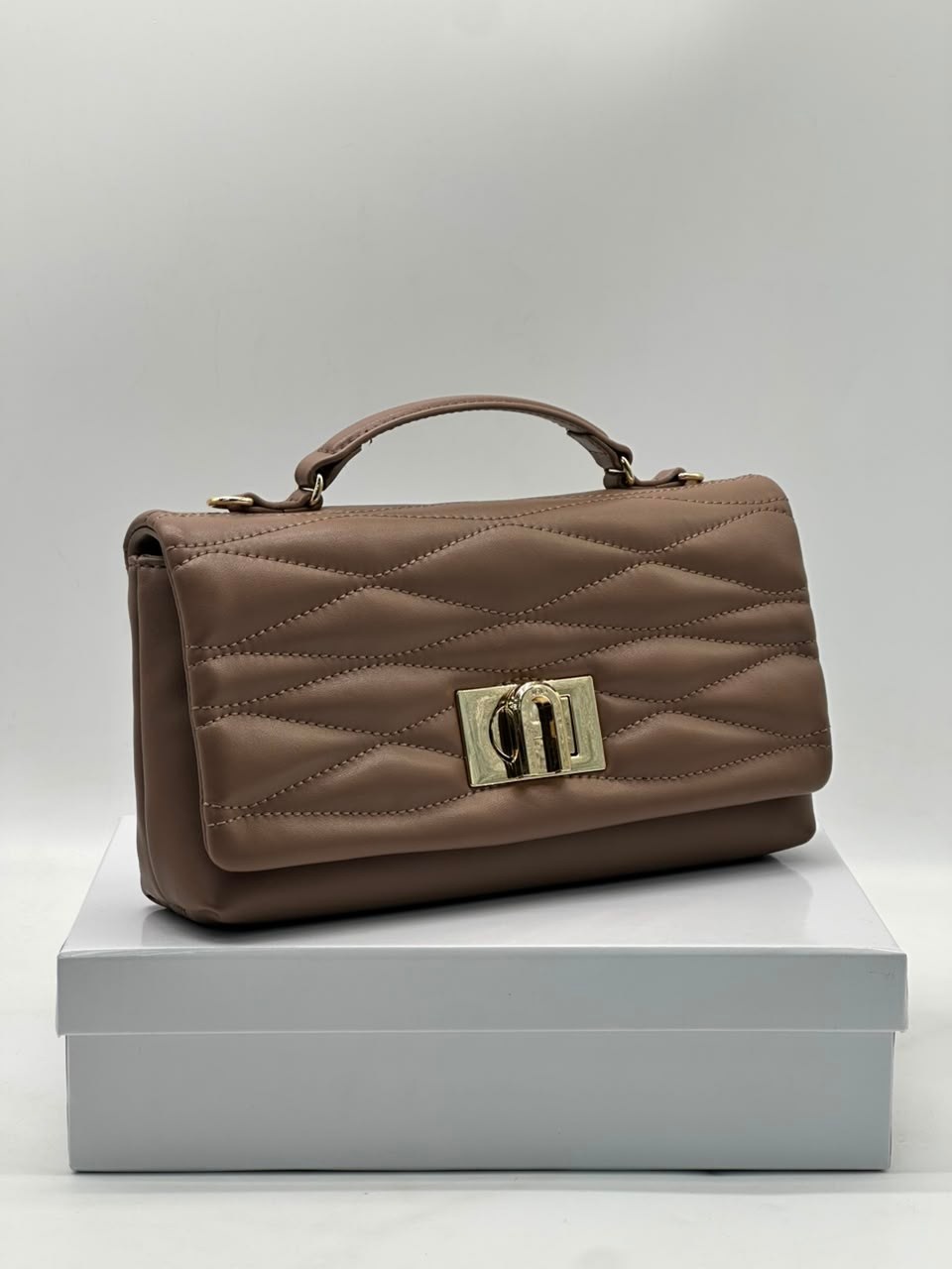 сумка,фурла сумка,женская сумка,сумка furla 1927,женская сумка furla
