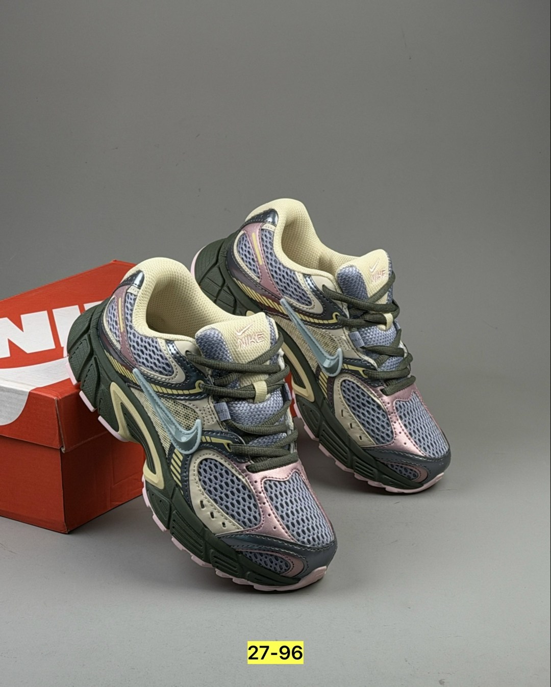 кроссовки,женские кроссовки,кроссовки nike v 5 rnr,кроссовки спортивное,повседневные кроссовки