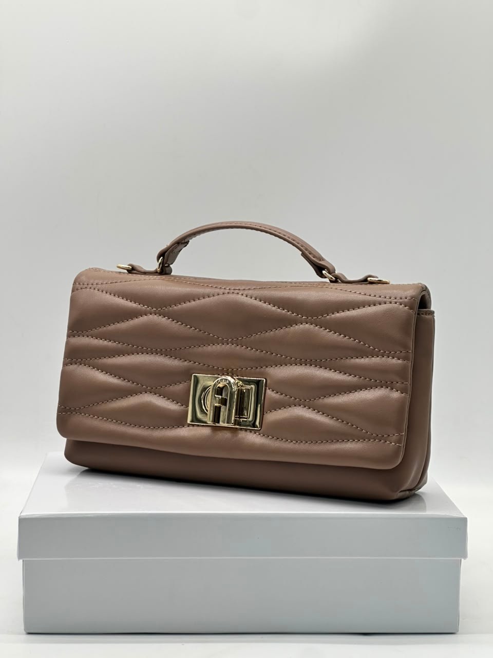 сумка,фурла сумка,женская сумка,сумка furla 1927,женская сумка furla