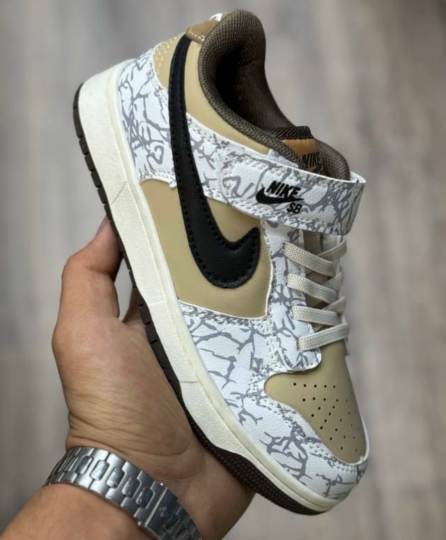кроссовки louis vuitton,louis vuitton кроссовки мужские,кроссовки louis vuitton trainer,кроссовки луи виттон,кроссовки