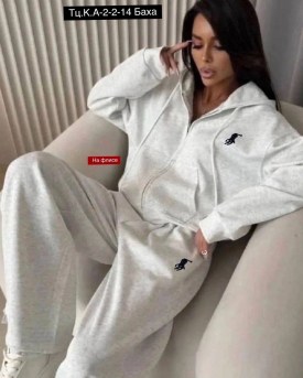 Костюм