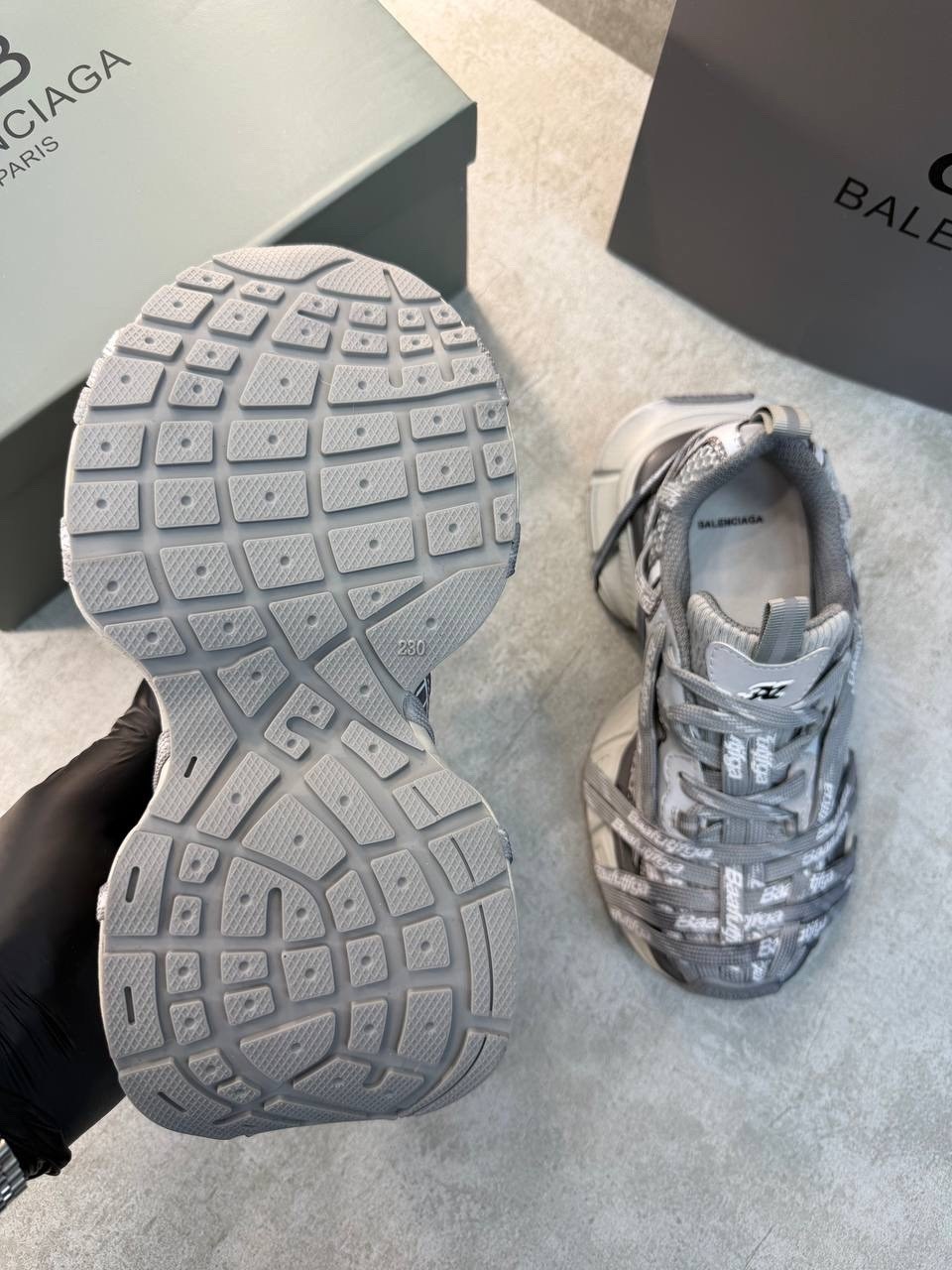 кроссовки женские balenciaga,кроссовки мужские balenciaga,кроссовки balenciaga,balenciaga 3 xl кроссовки,кроссовки баленсиага
