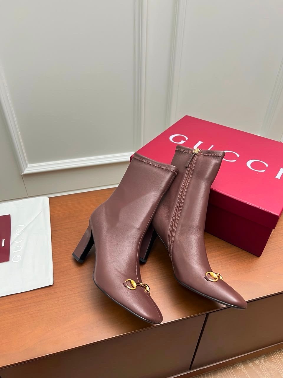 ботильоны gucci женские,гуччи ботильоны женские,ботильоны гуччи,ботильоны gucci,кожаные ботильоны gucci