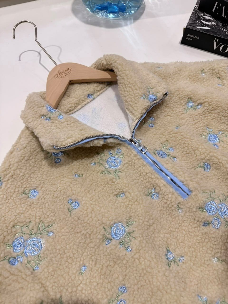 куртка из искусственного меха с цветочным принтом,куртка из искусственного меха с цветочным принтом befree,куртка меховая,флисовая куртка,куртка с цветочным принтом