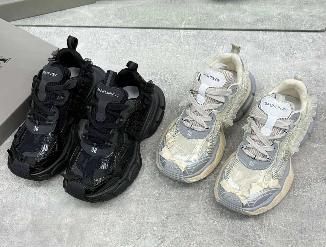 кроссовки женские balenciaga,кроссовки balenciaga,кроссовки balenciaga triple s,баленсиага кроссовки,кроссовки женские баленсиага