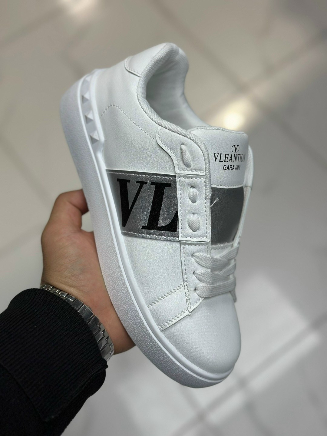 ,valentino кроссовки,кеды valentino,обуви,валентино
