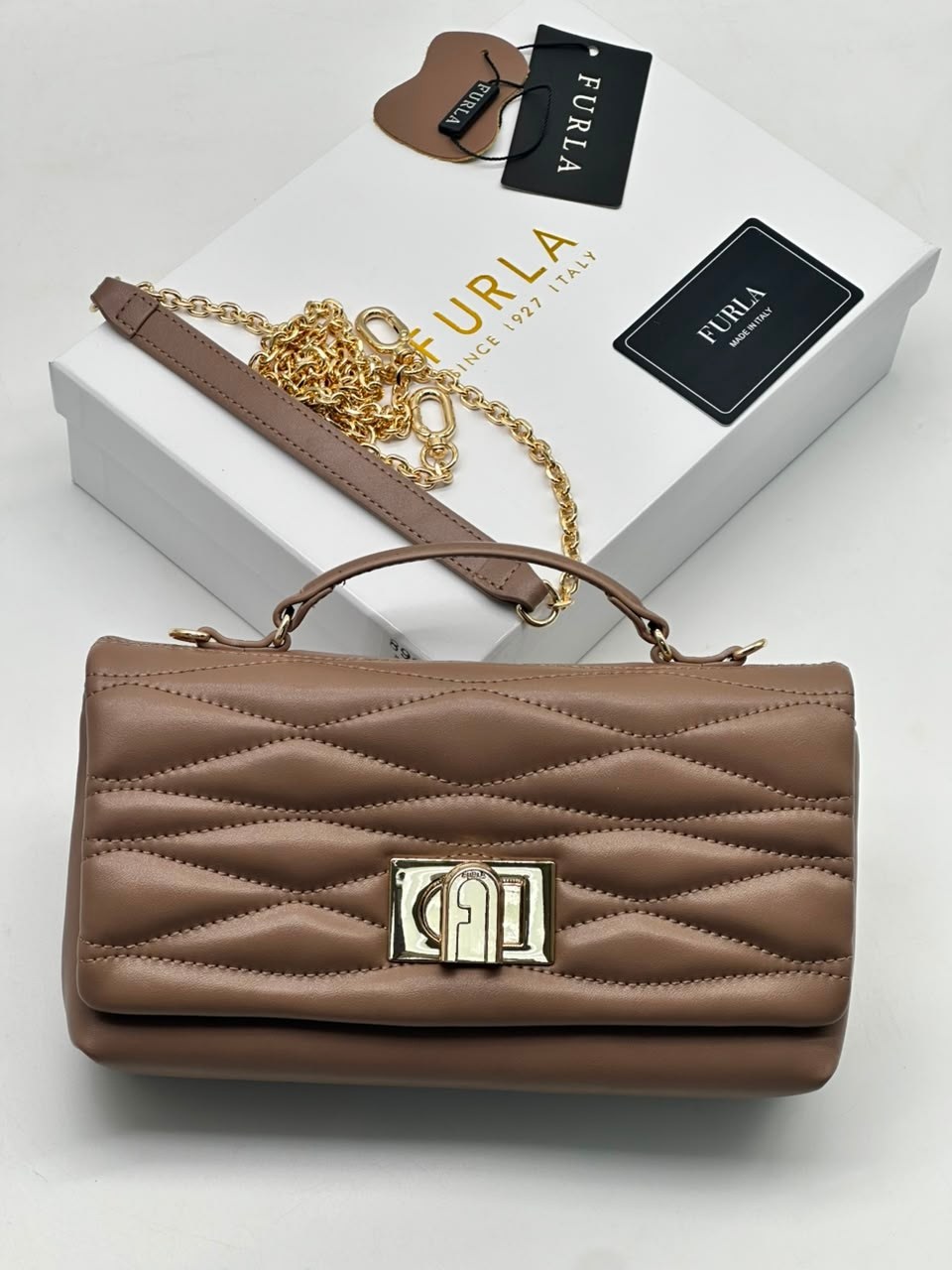 сумка,женская сумка,сумки через плечо furla,стеганая сумка,сумочка