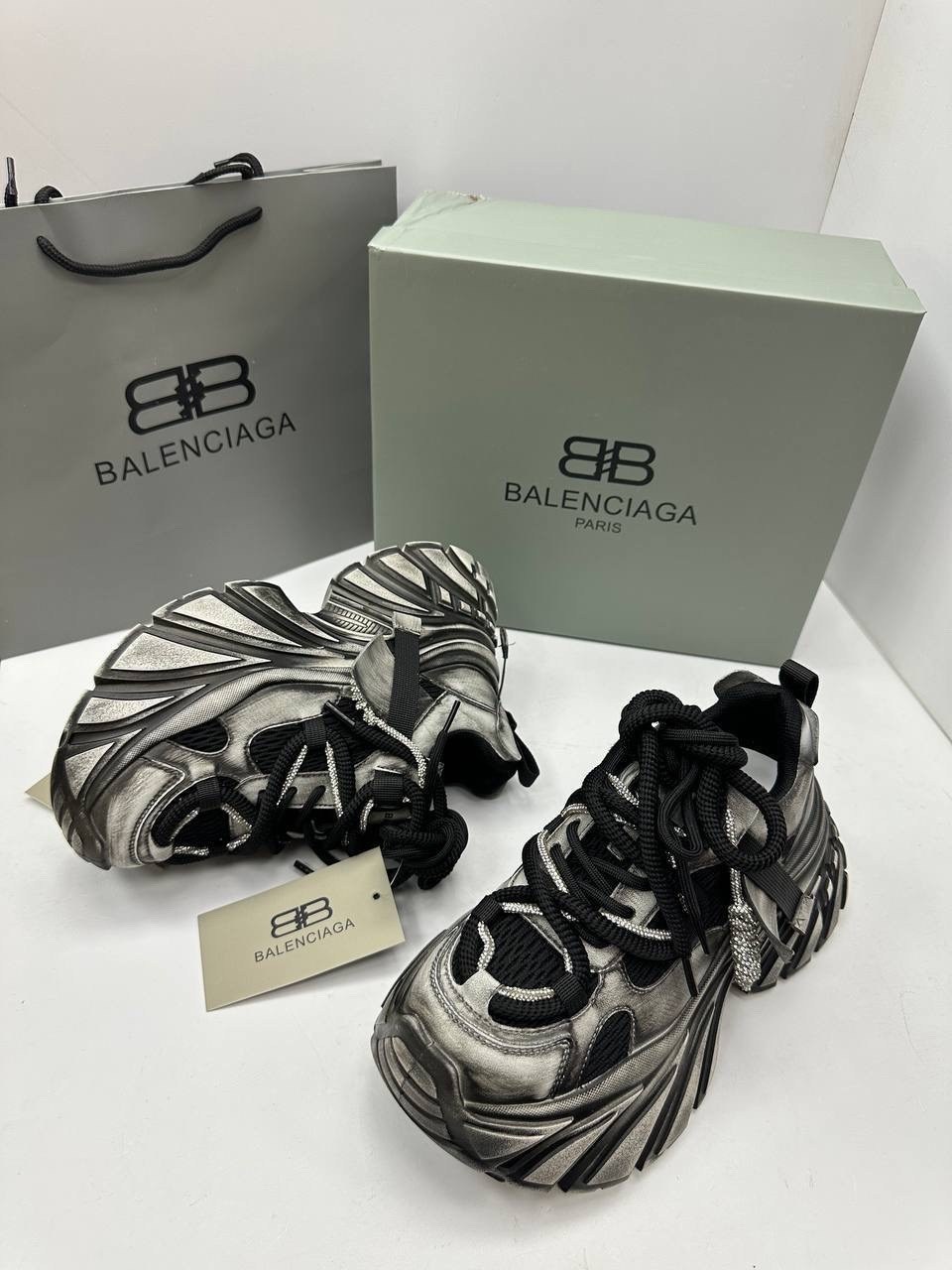кроссовки женские balenciaga,кроссовки balenciaga balenciaga кроссовки,кроссовки balenciaga,кроссовки balenciaga с широкой подошвой,кроссовки на платформе balenciaga