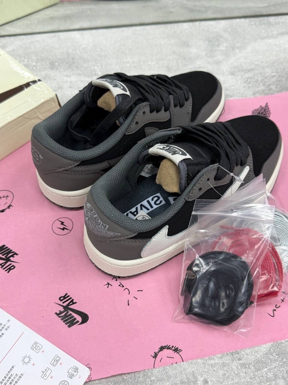 кроссовки travis scott x air jordan 1 low olive,кроссовки nike air jordan 1 low x travis scott,кроссовки nike travis scott x air jordan 1 low og,кроссовки travis scott x air jordan 1 low cactus jack,к