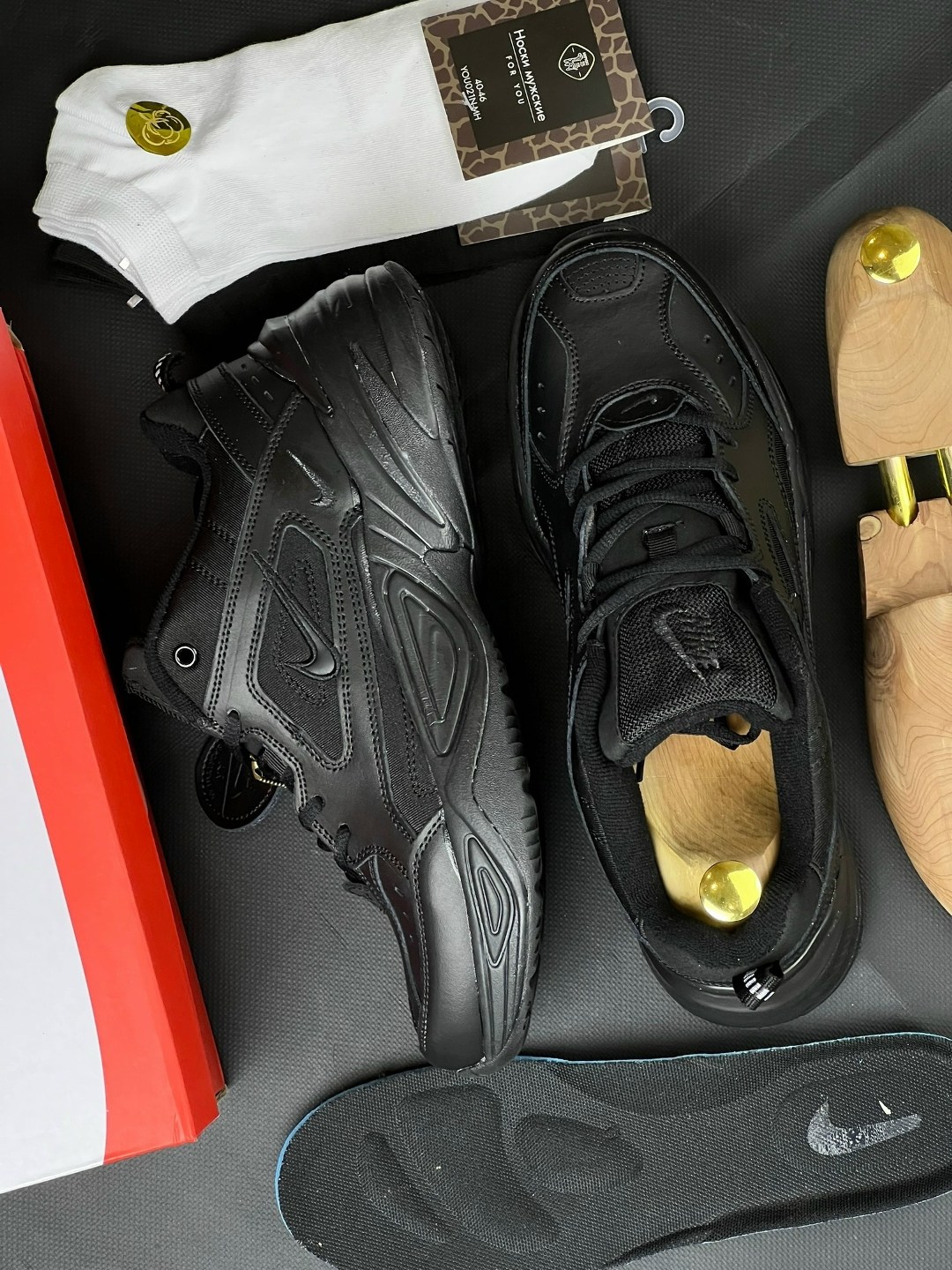 кроссовки nike m2k tekno triple black,кроссовки nike m 2 k tekno,мужские кроссовки nike air monarch 4 all black,мужские кроссовки nike air monarch iv,кроссовки nike air monarch iv черные