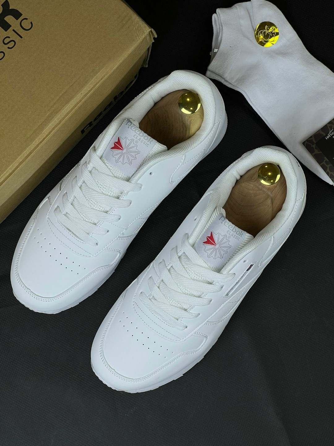 кроссовки reebok,reebok classic кроссовки,кроссовки reebok classic leather,кожаные кроссовки reebok classic,кроссовки reebok белые