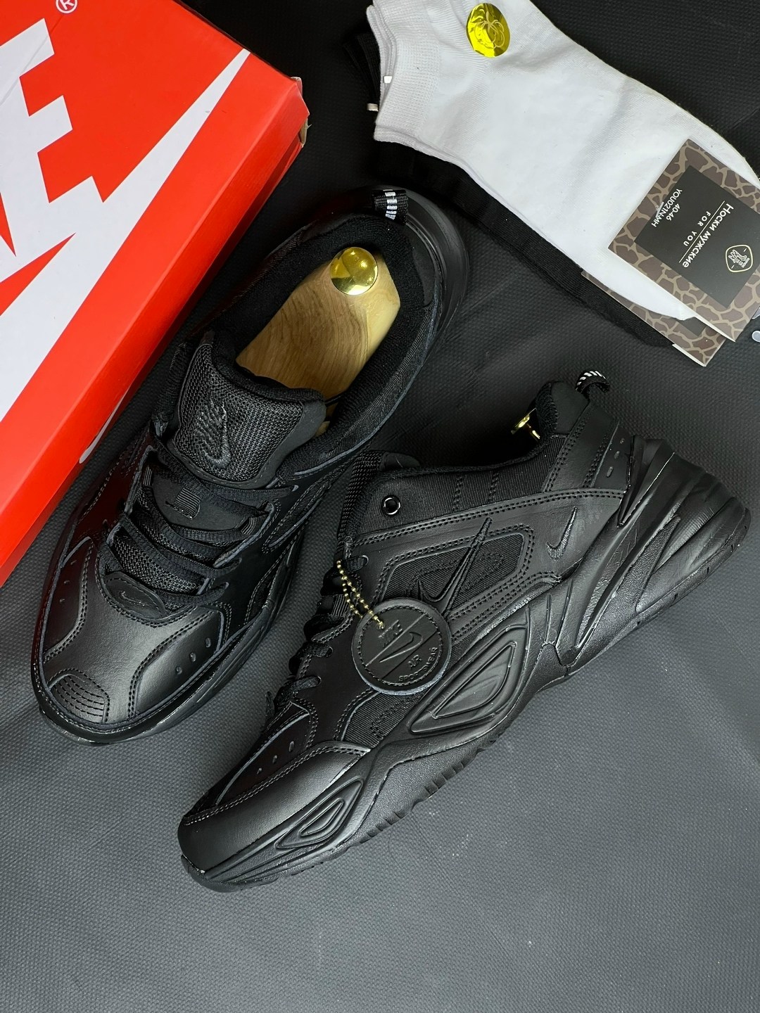 кроссовки nike m2k tekno triple black,кроссовки nike m 2 k tekno,мужские кроссовки nike air monarch 4 all black,мужские кроссовки nike air monarch iv,кроссовки nike air monarch iv черные