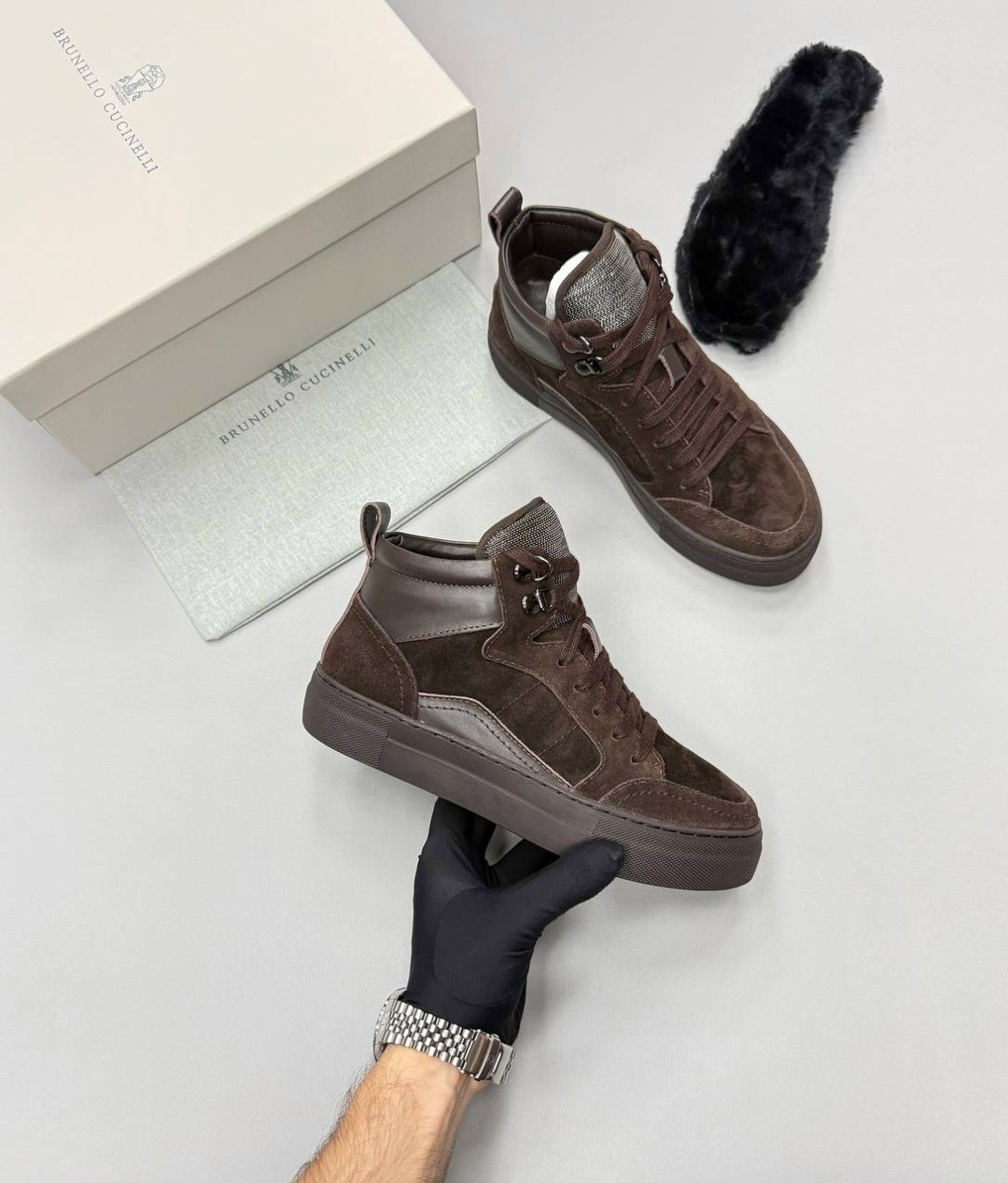 ,balmain кроссовки,кеды balmain,кеды balmain мужские,высокие кеды balmain замша мех чёрные