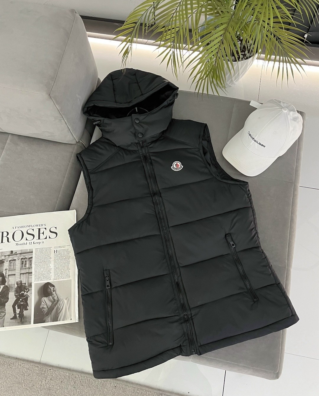 жилетка moncler,moncler жилет,жилетка монклер,жилет монклер мужской,мужские жилеты