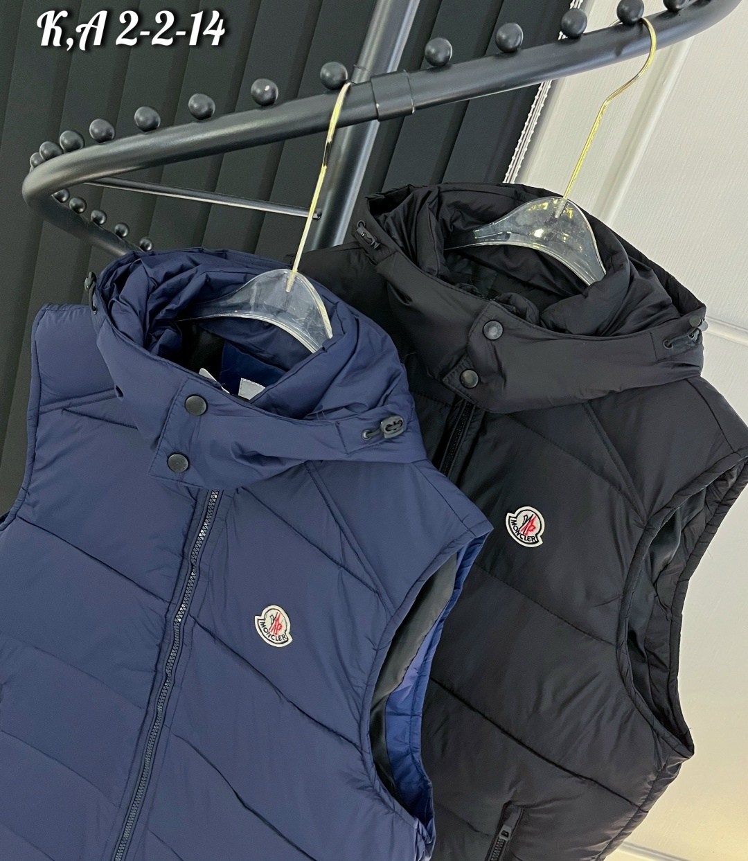 жилетка moncler,moncler жилет,жилетка монклер,жилет монклер мужской,мужские жилеты