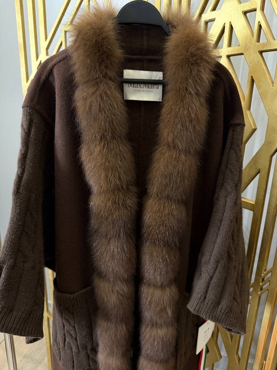 кардиган с мехом финского песца,кардиган с мехом финского песца yana kraft brand,кардиган длинный с отделкой натурального меха песца,кардиган вязаный с отделкой натуральный мех песца,кардиган с мехом