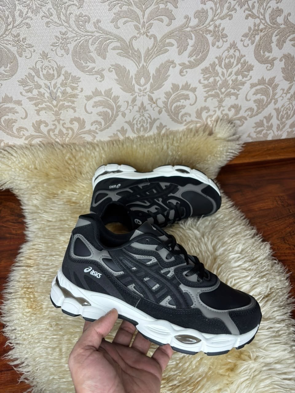 кроссовки,кроссовки adidas,кроссовки женскиe,повседневные кроссовки,спортивные кроссовки