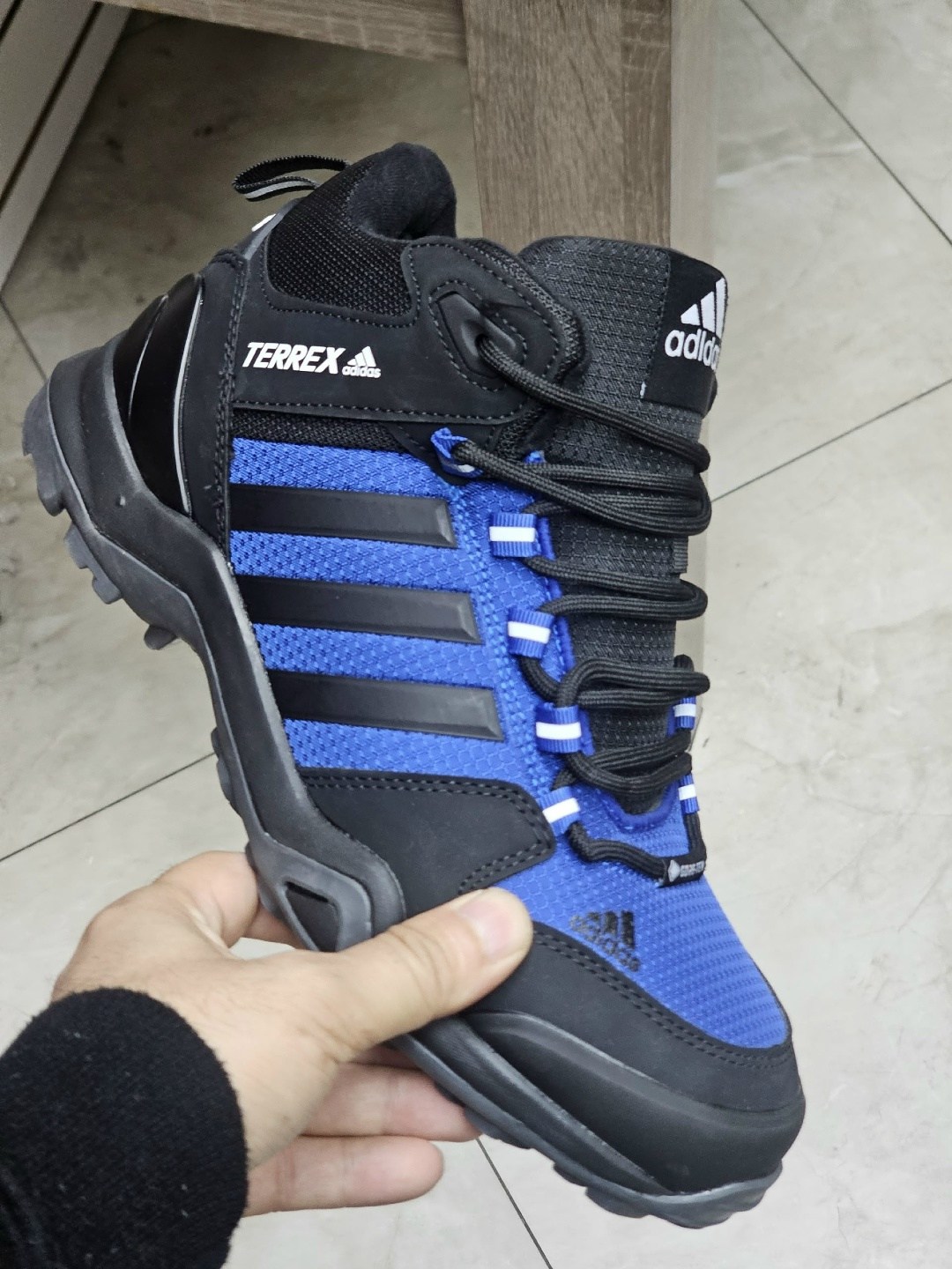 зимние ботинки adidas climaproof высокие,кроссовки adidas climaproof зимние высокие синие,terrex adidas кроссовки мужские зимние,зимние кроссовки адидас мужские,зимние кроссовки adidas