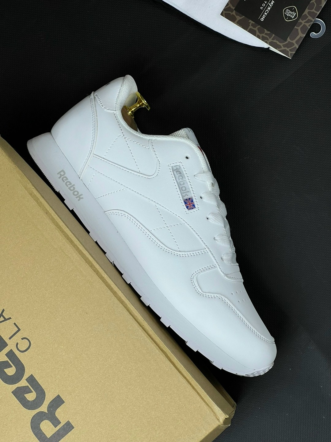 кроссовки reebok,reebok classic кроссовки,кроссовки reebok classic leather,кожаные кроссовки reebok classic,кроссовки reebok белые