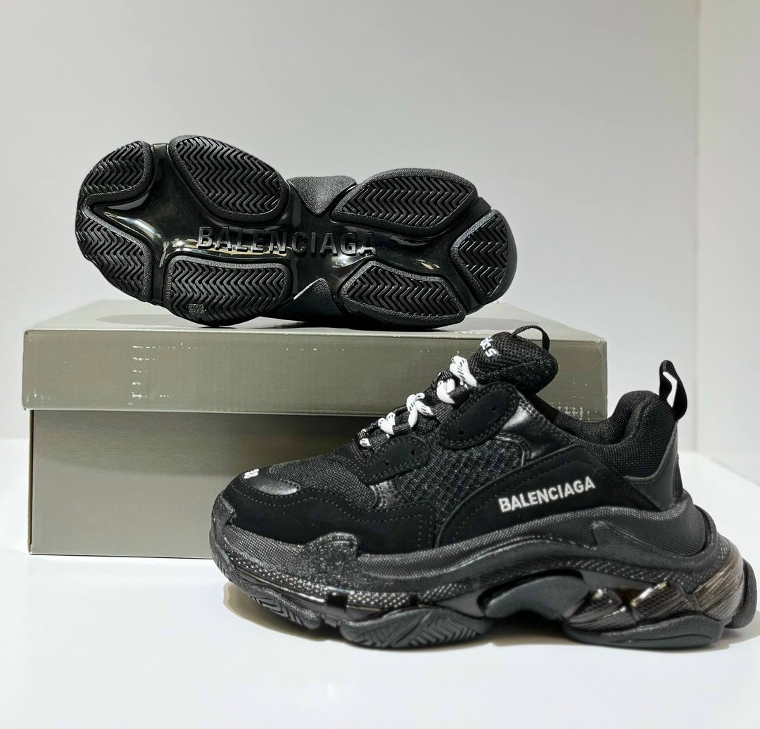 баленсиага кроссовки черные,кроссовки balenciaga triple s,balenciaga кроссовки,кроссовки баленсиага мужские,женские кроссовки balenciaga