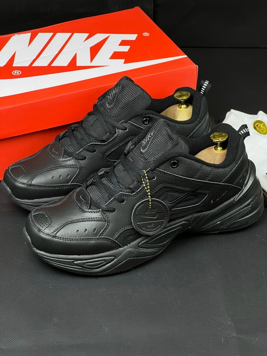 кроссовки nike m2k tekno triple black,кроссовки nike m 2 k tekno,мужские кроссовки nike air monarch 4 all black,мужские кроссовки nike air monarch iv,кроссовки nike air monarch iv черные