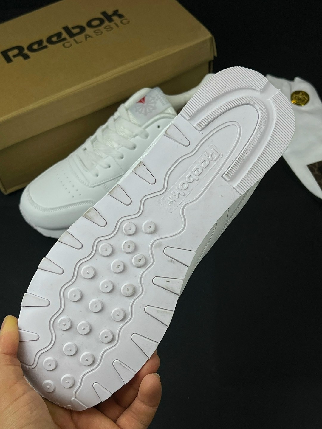 кроссовки reebok,reebok classic кроссовки,кроссовки reebok classic leather,кожаные кроссовки reebok classic,кроссовки reebok белые