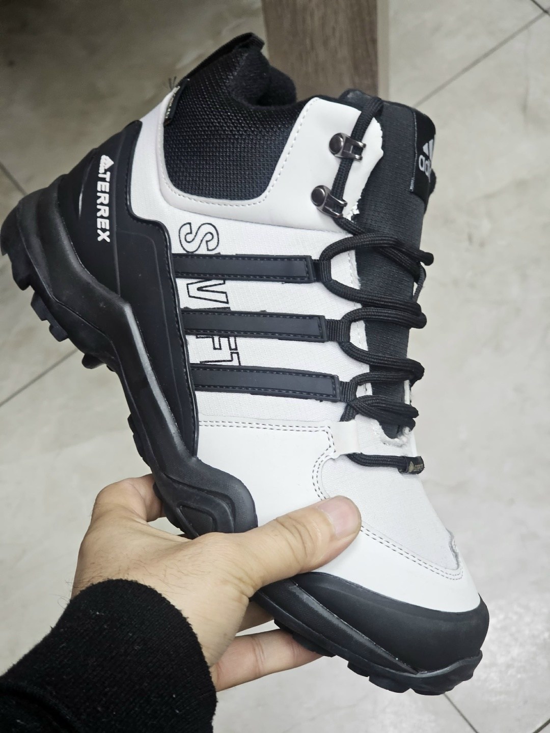 зимние ботинки adidas climaproof высокие,кроссовки adidas climaproof зимние высокие синие,terrex adidas кроссовки мужские зимние,зимние кроссовки адидас мужские,зимние кроссовки adidas