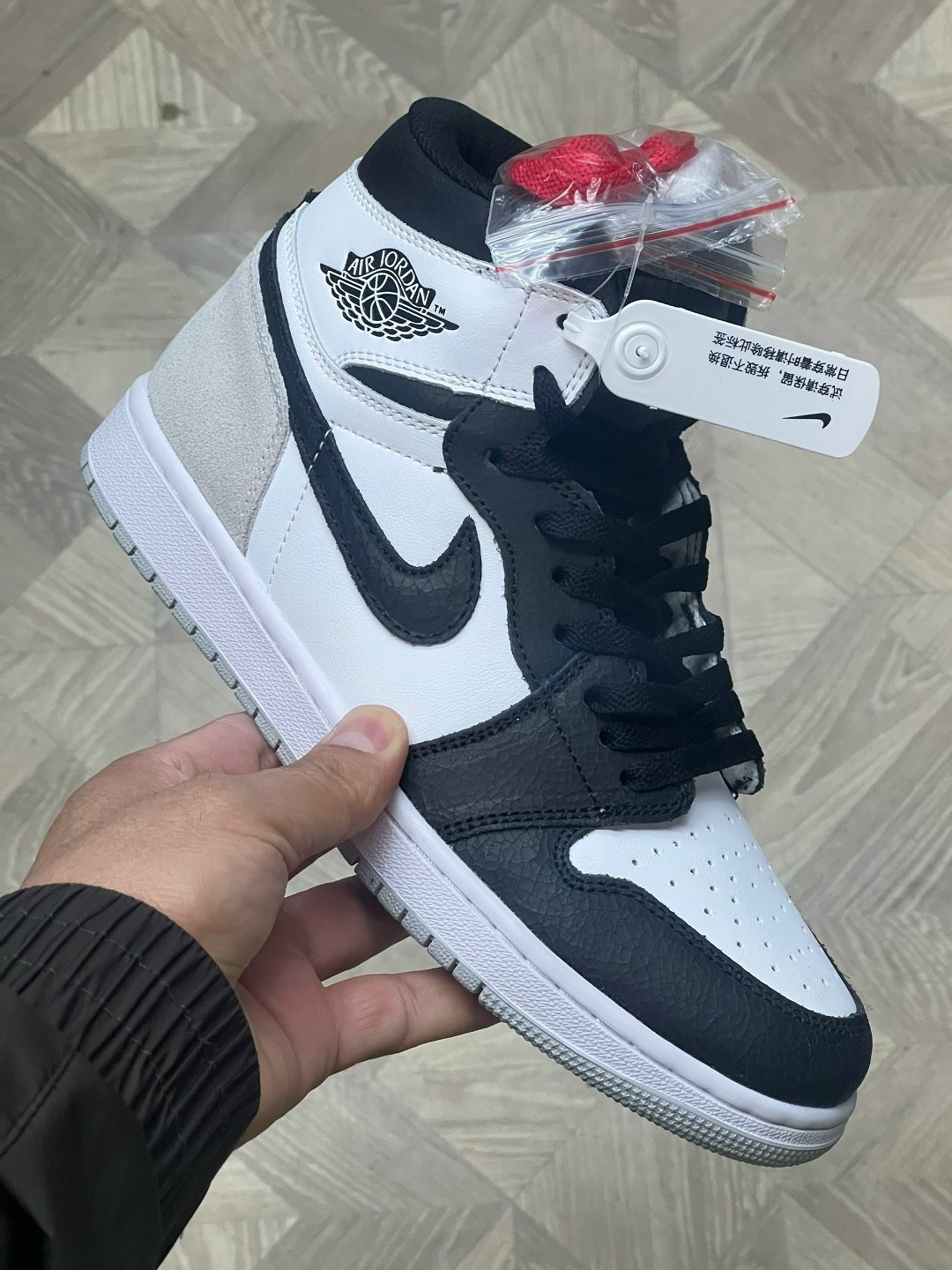 кроссовки nike air jordan 1 retro high,кроссовки nike air jordan 1 retro high og,кроссовки nike air jordan 1,nike air jordan 1,nike air jordan 1 high кроссовки