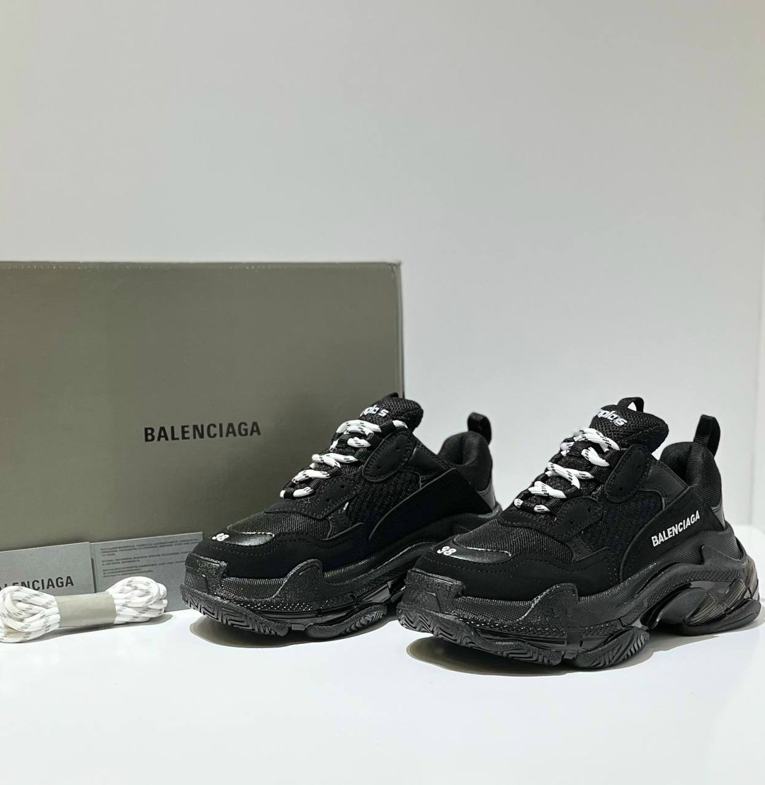 баленсиага кроссовки черные,кроссовки balenciaga triple s,balenciaga кроссовки,кроссовки баленсиага мужские,женские кроссовки balenciaga