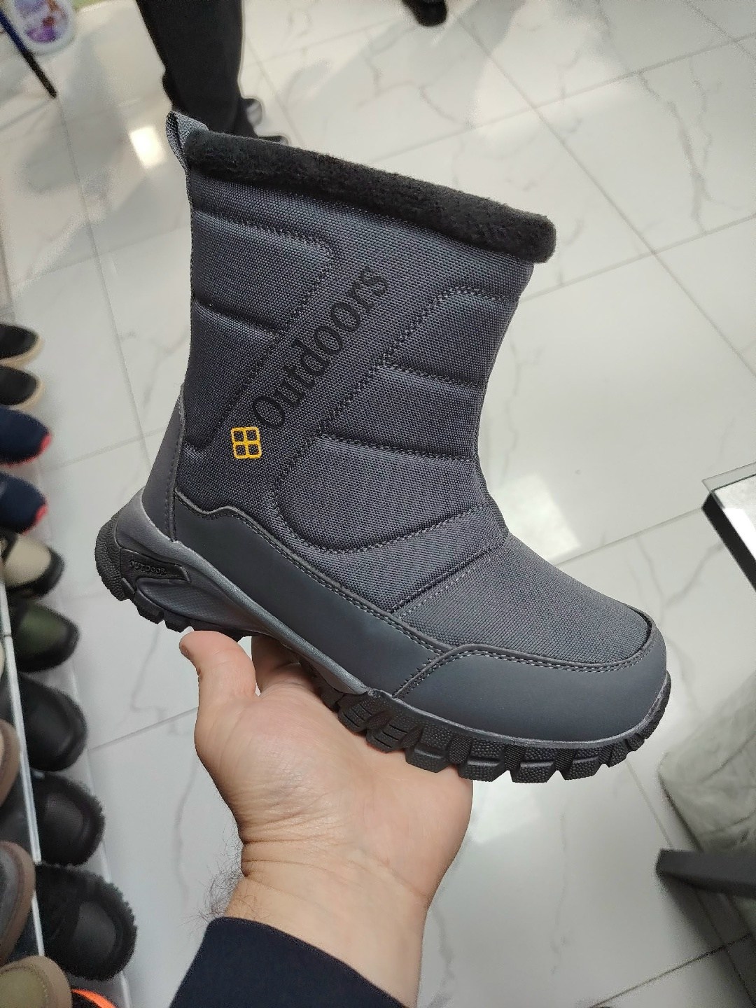 дутики columbia,,зимняя ,зимние сапоги,дутики для мальчика