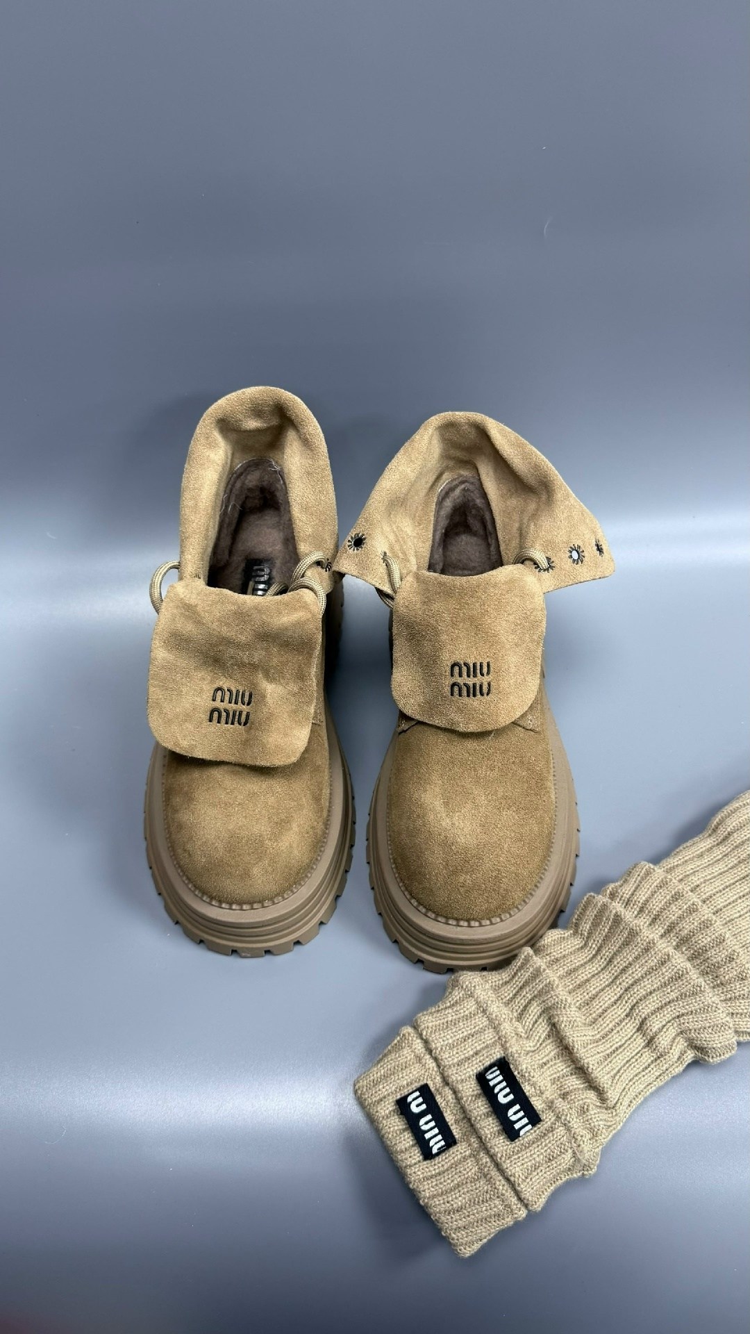 ,ботинки замшевые miu miu,ботинки,женские ботинки, женская