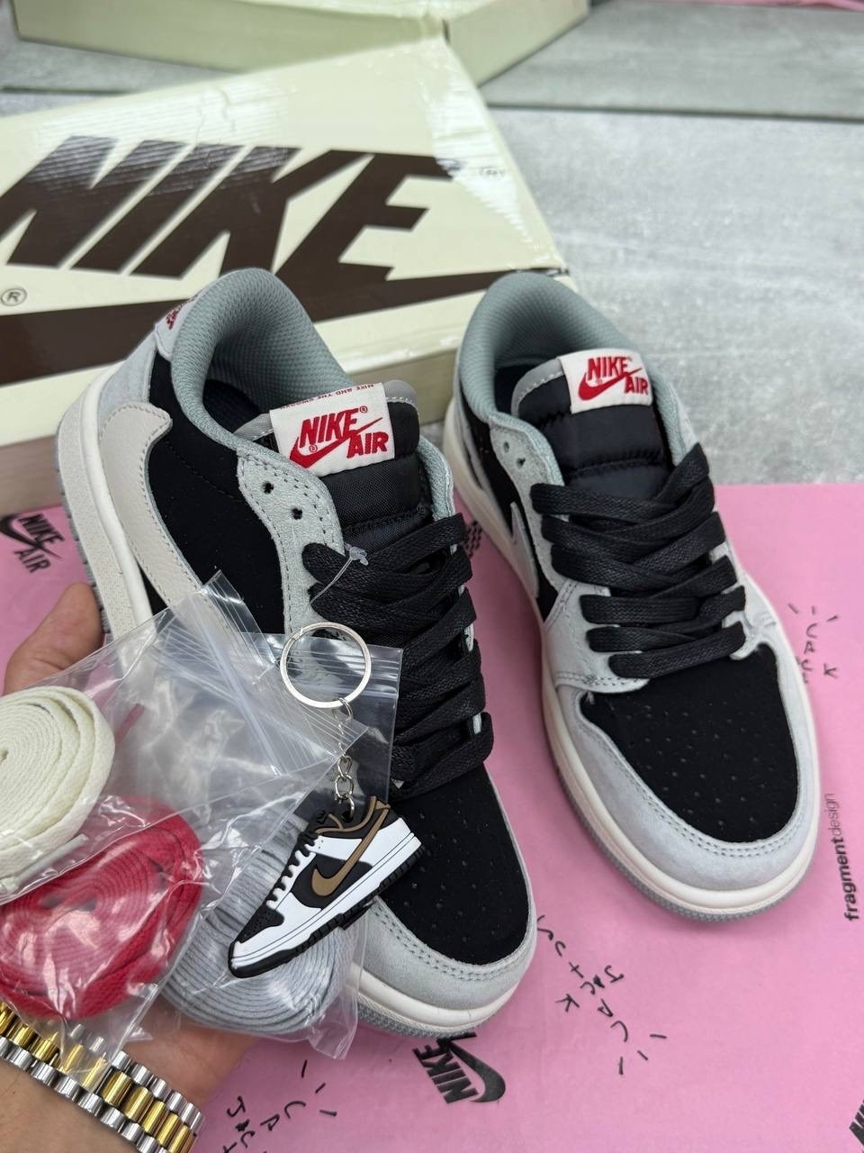 кроссовки travis scott x air jordan 1 low olive,кроссовки nike air jordan 1 low x travis scott,кроссовки nike travis scott x air jordan 1 low og,кроссовки travis scott x air jordan 1 low cactus jack,к