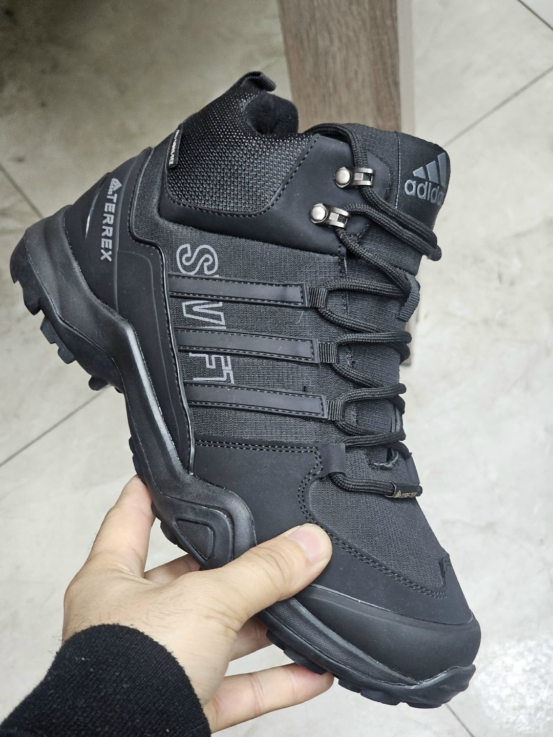 зимние ботинки adidas climaproof высокие,кроссовки adidas climaproof зимние высокие синие,terrex adidas кроссовки мужские зимние,зимние кроссовки адидас мужские,зимние кроссовки adidas