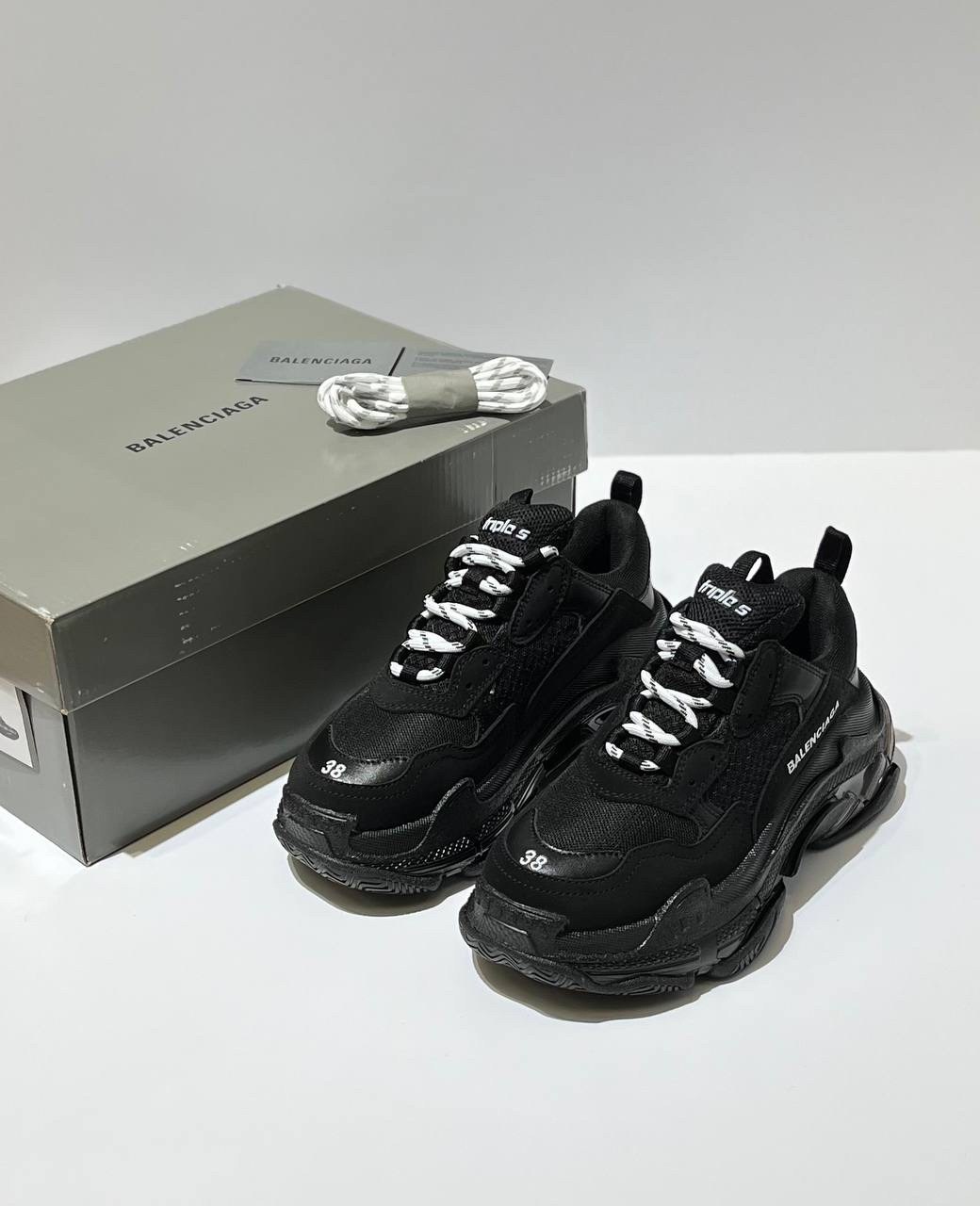 баленсиага кроссовки черные,кроссовки balenciaga triple s,balenciaga кроссовки,кроссовки баленсиага мужские,женские кроссовки balenciaga