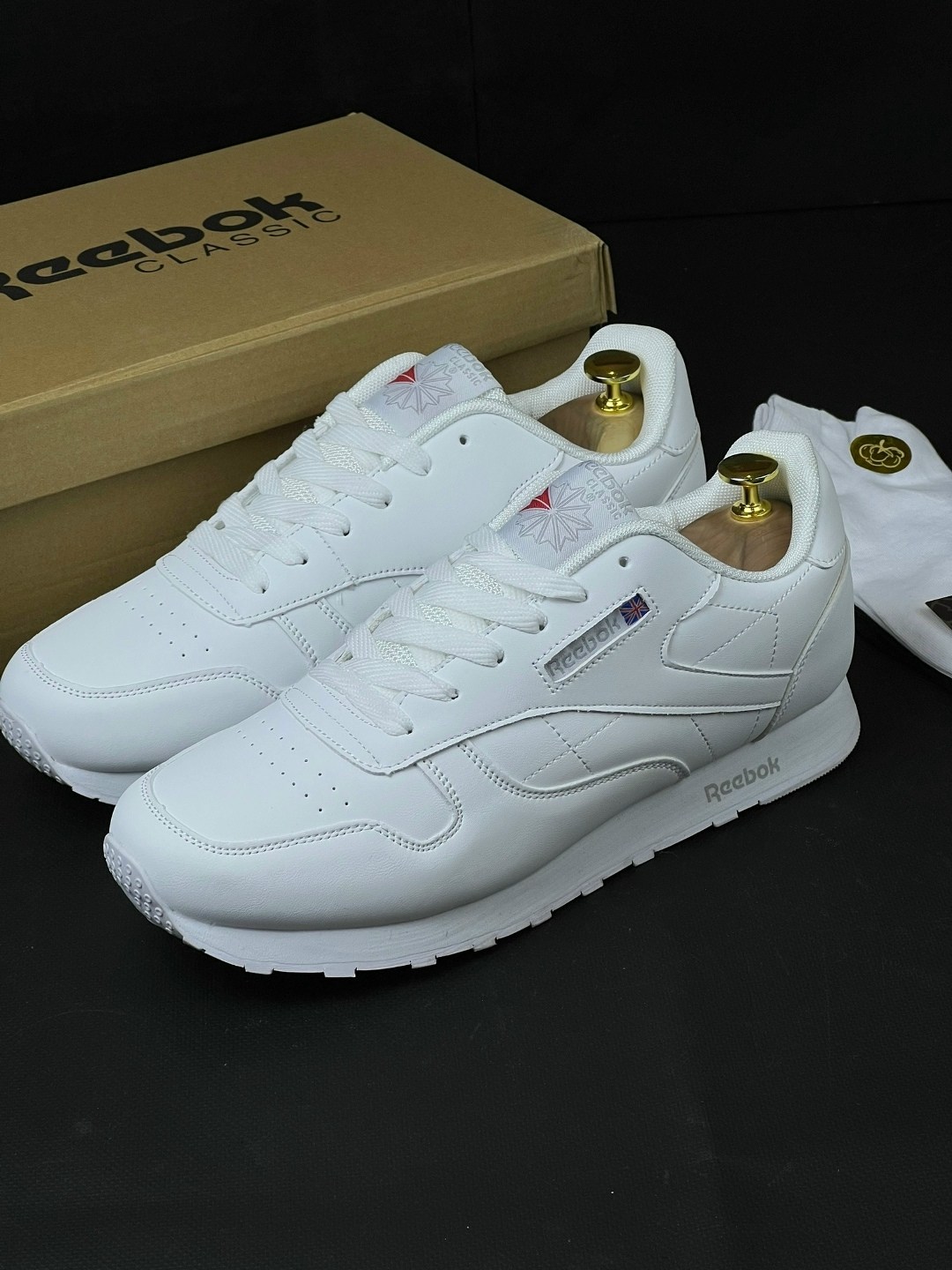 кроссовки reebok,reebok classic кроссовки,кроссовки reebok classic leather,кожаные кроссовки reebok classic,кроссовки reebok белые