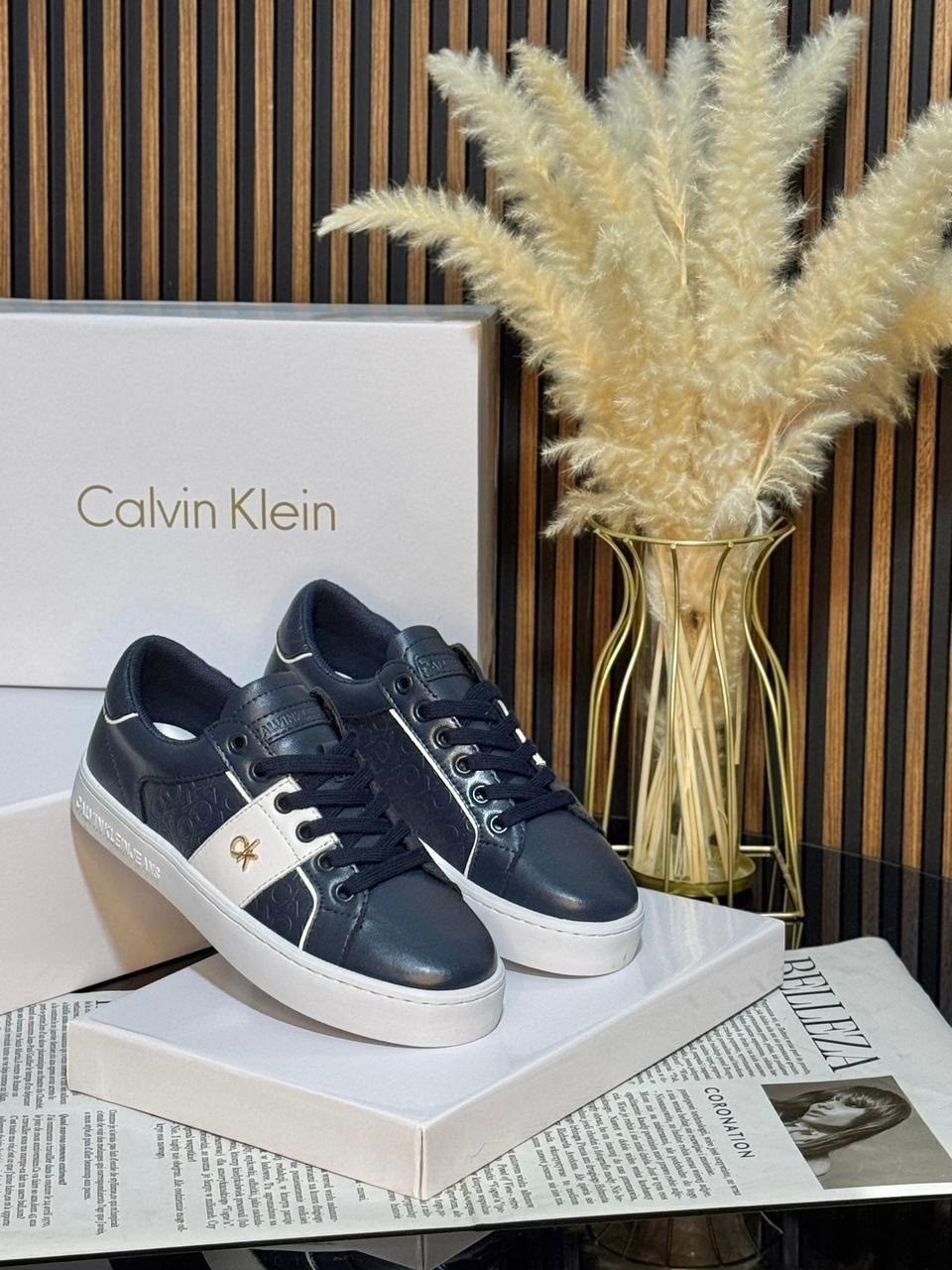 женские кроссовки calvin klein,calvin klein кеды,,кроссовки на платформе calvin klein,кожаные кроссовки calvin klein