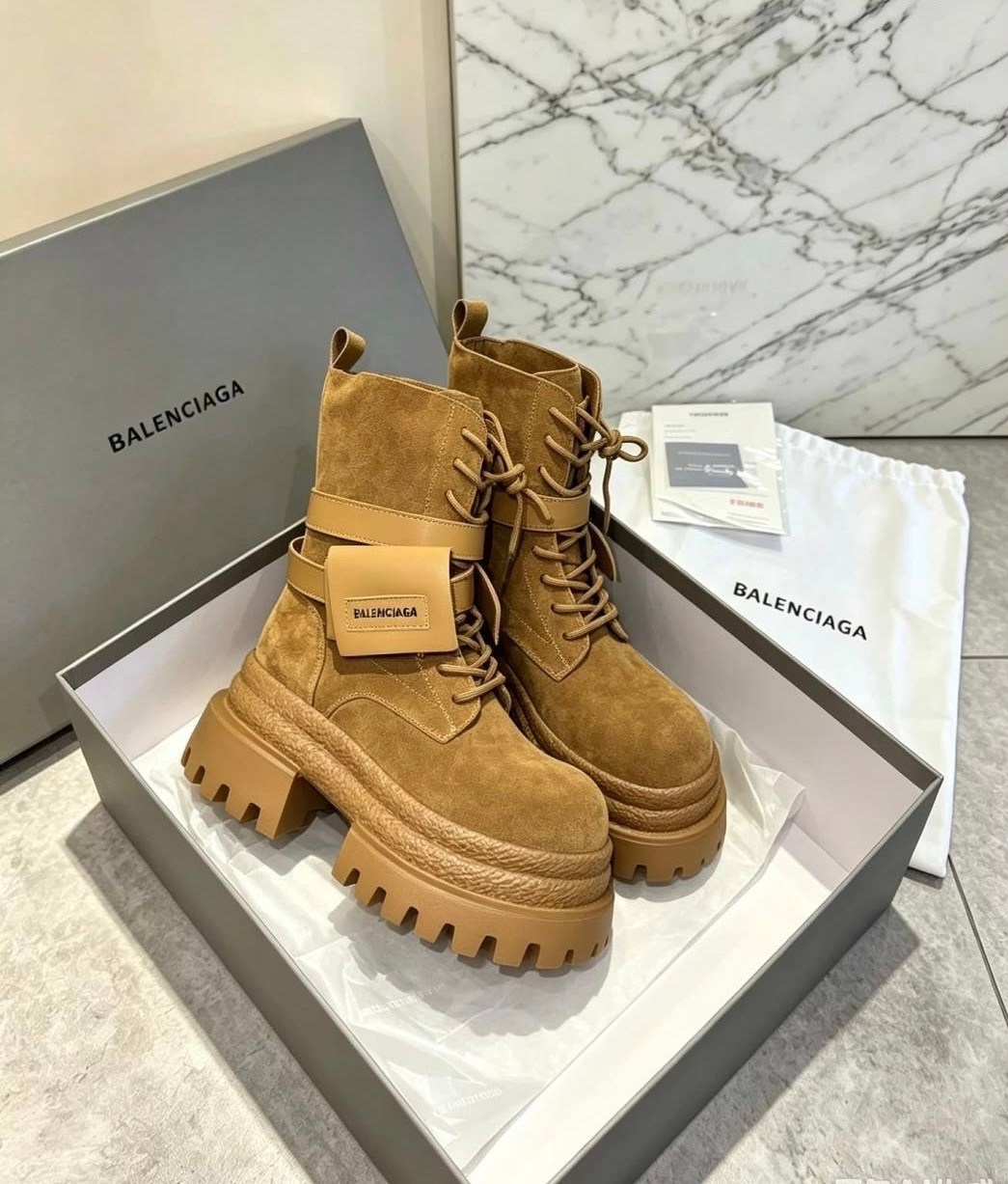 ботинки balenciaga,ботинки осенние balenciaga,ботинки balenciaga высокая подошва,ботинки осенние balenciaga premium shoes,ботинки осенние с натуральным мехом balenciaga