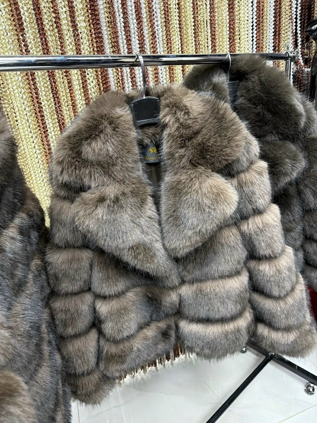 шуба из песца,шуба из меха финского песца,шуба из меха финского песца yana kraft brand,шуба из соболя,шуба песец под соболь