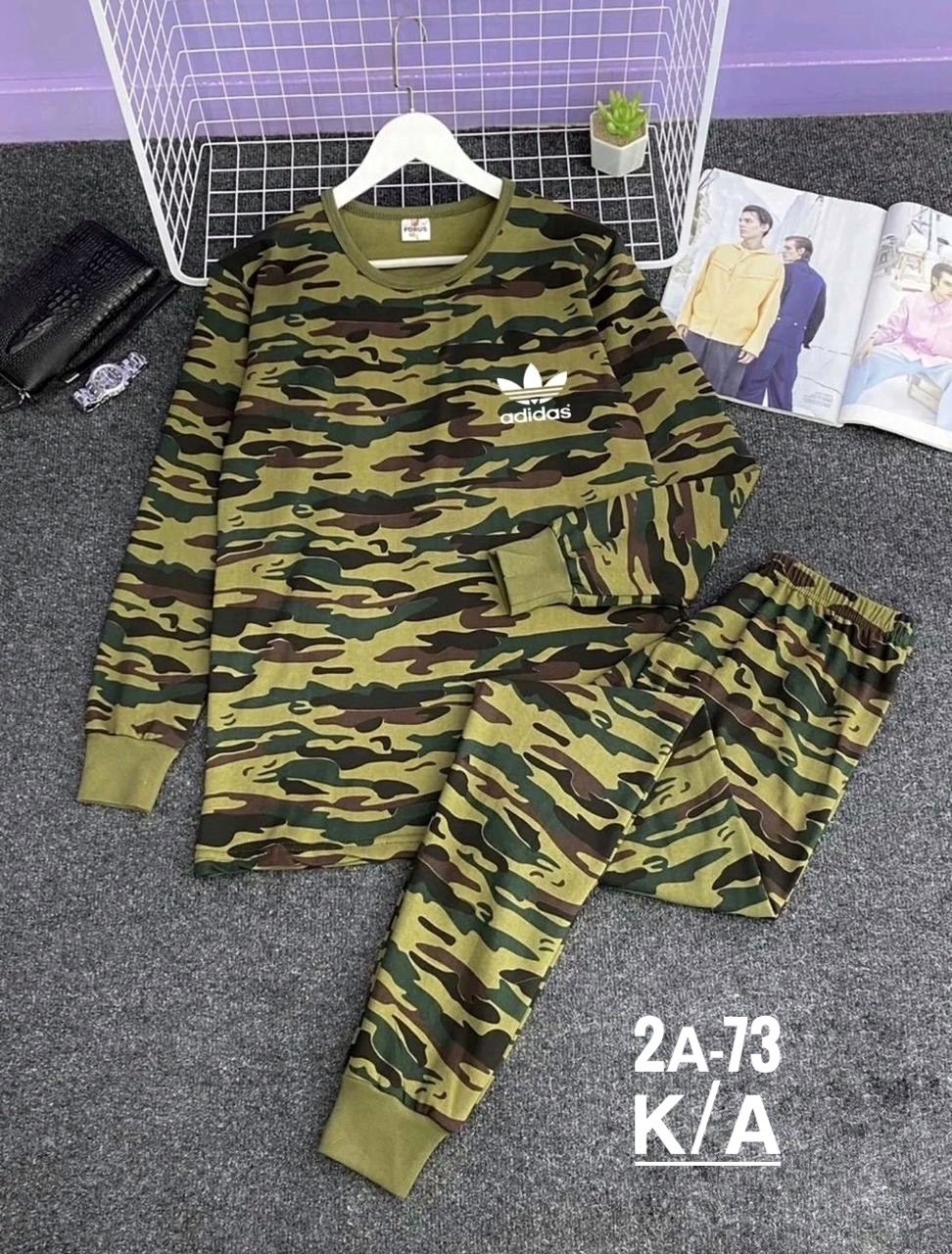 спортивный костюм хаки мужской adidas,спортивный костюм adidas originals,adidas original,костюм спортивный камуфляжный,костюм адидас