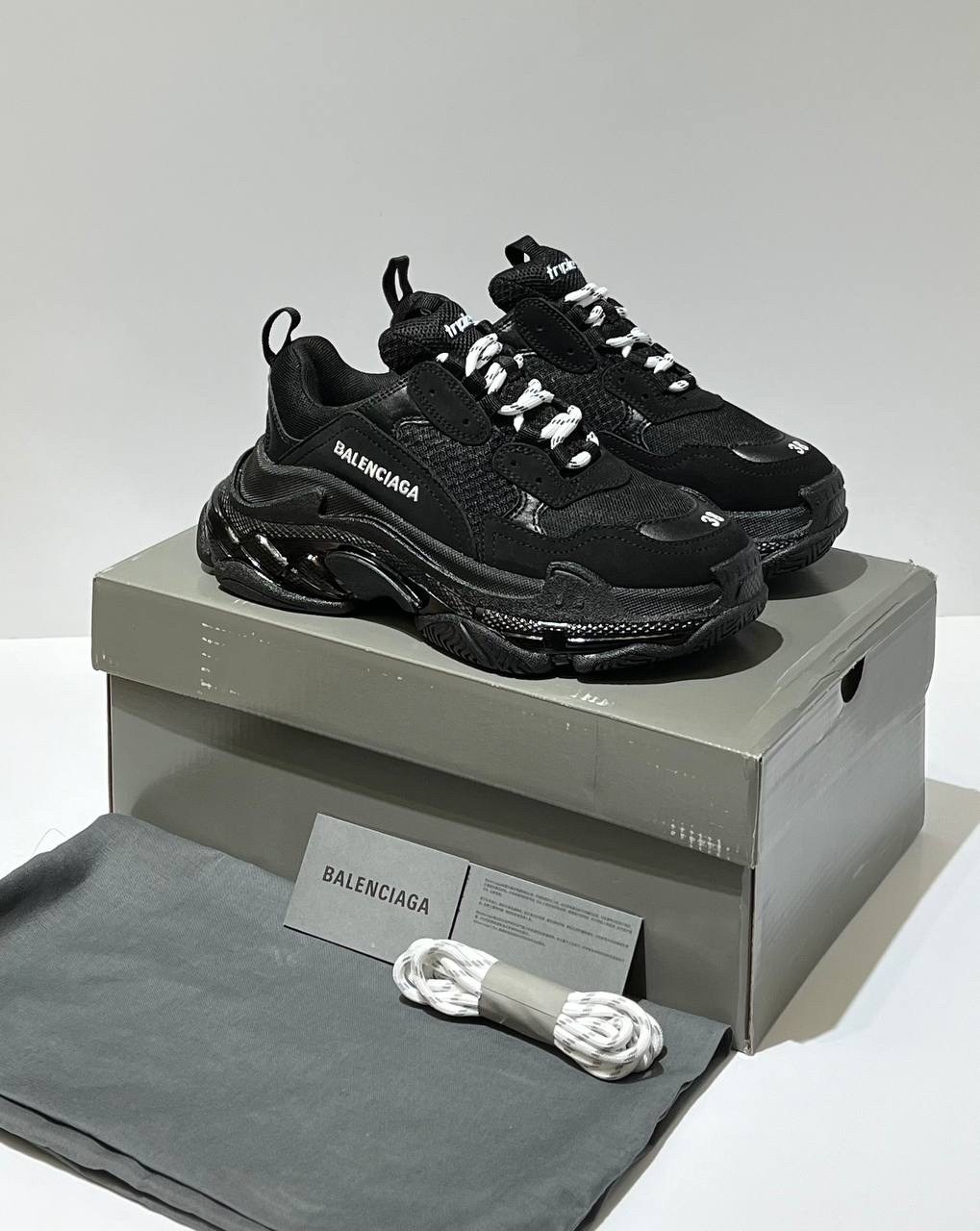баленсиага кроссовки черные,кроссовки balenciaga triple s,balenciaga кроссовки,кроссовки баленсиага мужские,женские кроссовки balenciaga