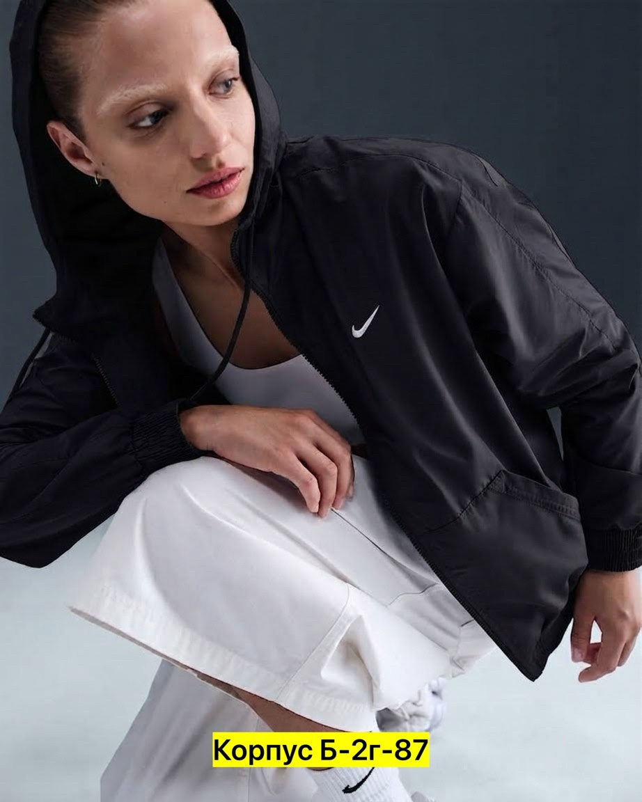 nike sportswear windrunner,куртка бомбер,женская куртка nike,спортивная куртка,женская куртка бомбер