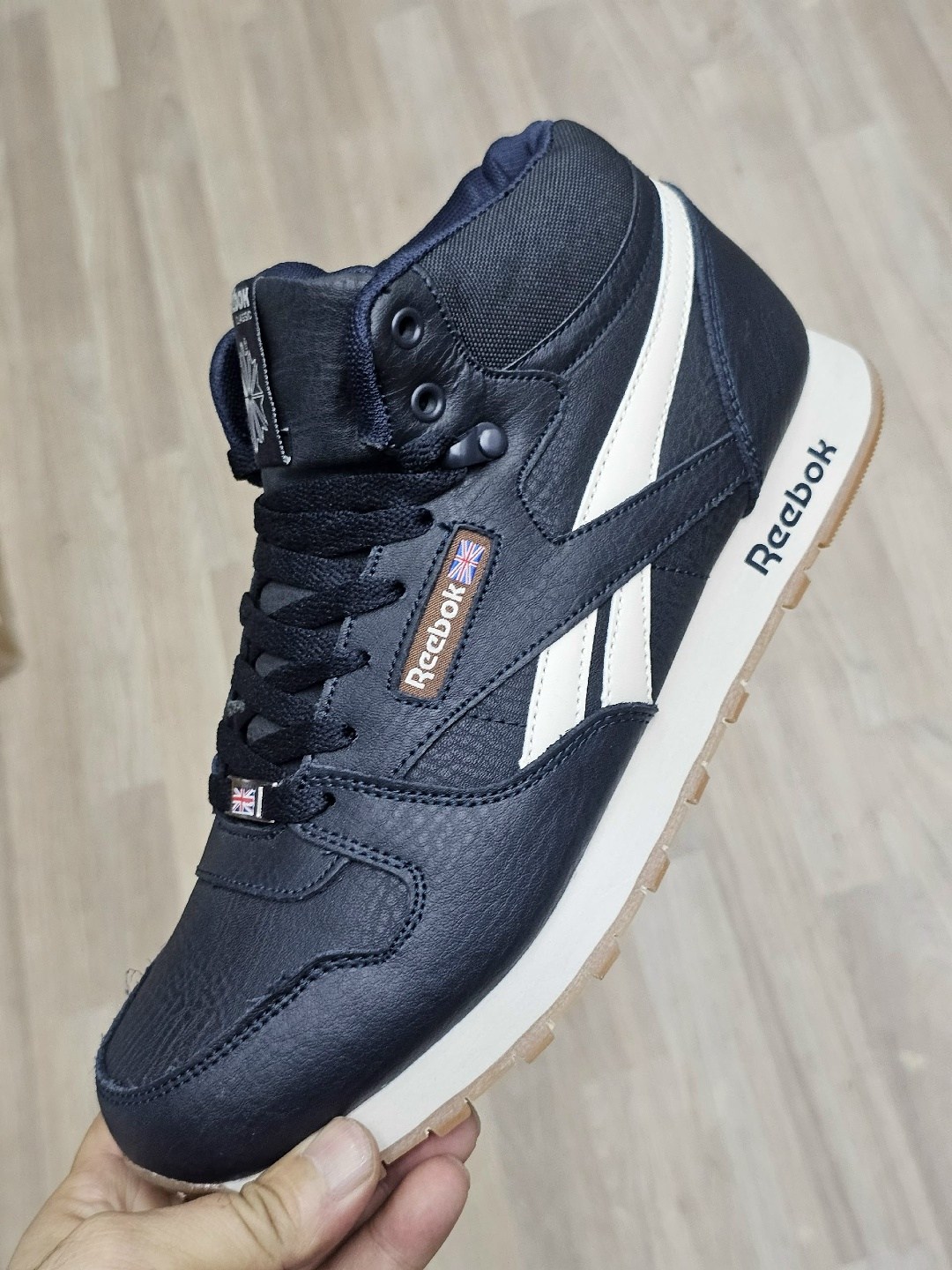 кроссовки зимние с мехом reebok зима 273338661,зимние кроссовки мужские reebok,зимние кроссовки высокие с мехом reebok cavalini,зимние кроссовки reebok с мехом,кроссовки зимние с мехом reebok зима 273