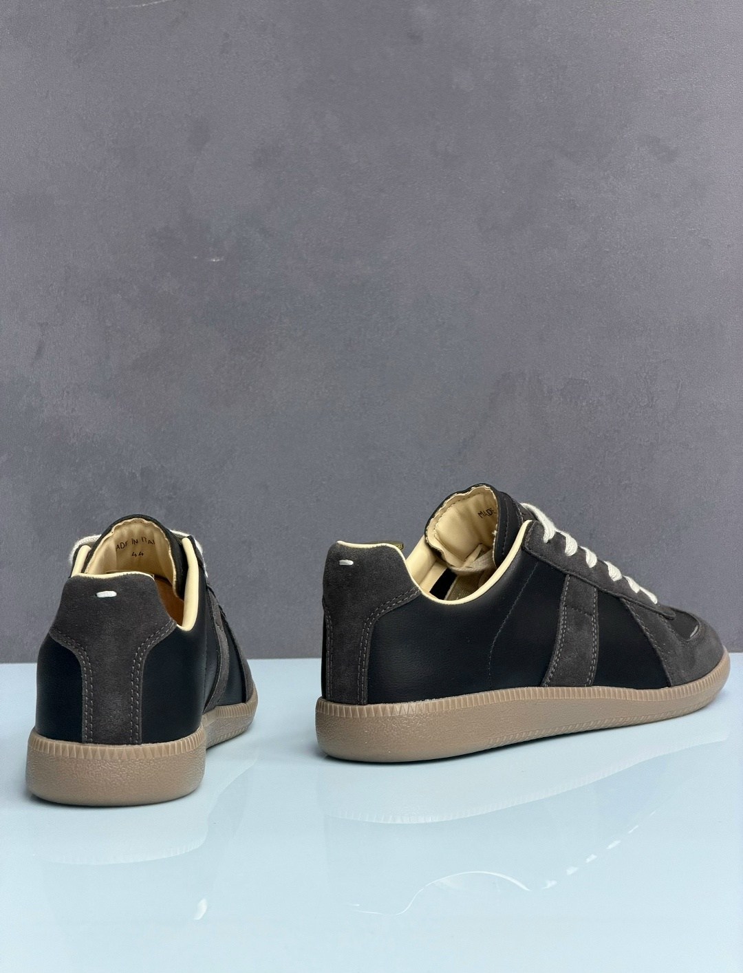 ,мужской кроссовки,стильные кроссовки,кроссовки maison margiela replica,повседневная