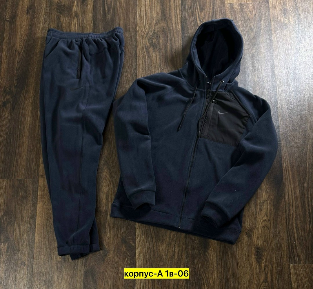 мужской спортивный костюм на флисе,спортивный костюм nike на флисе,спортивный костюм nike,спортивный костюм на флисе,костюм на флисе мужской