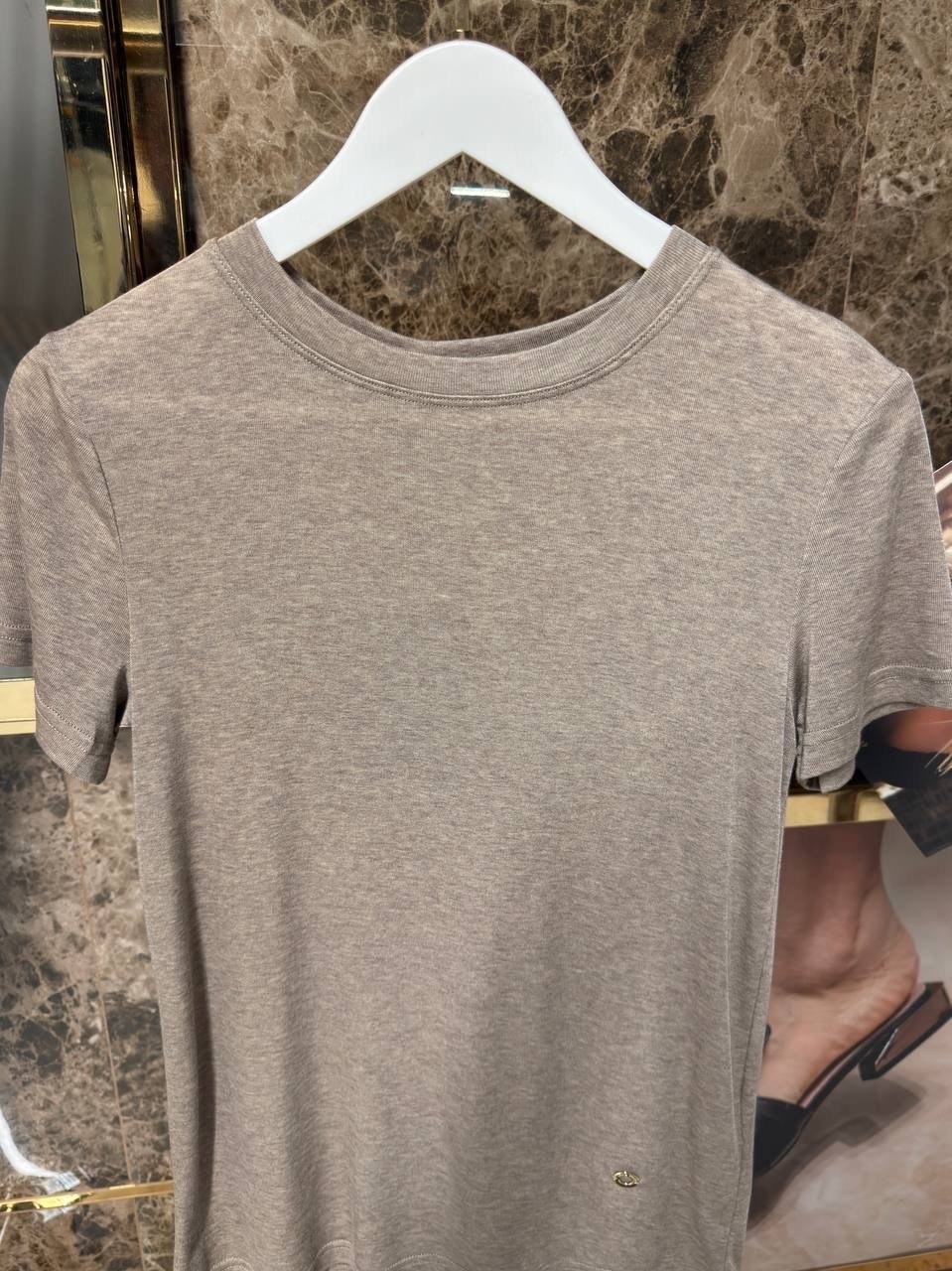 футболка loro piana,брендовые футболки,футболке,футболки модные,женская футболка